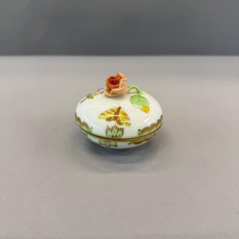 Шкатулка Herend  из сервиза Королева Виктори