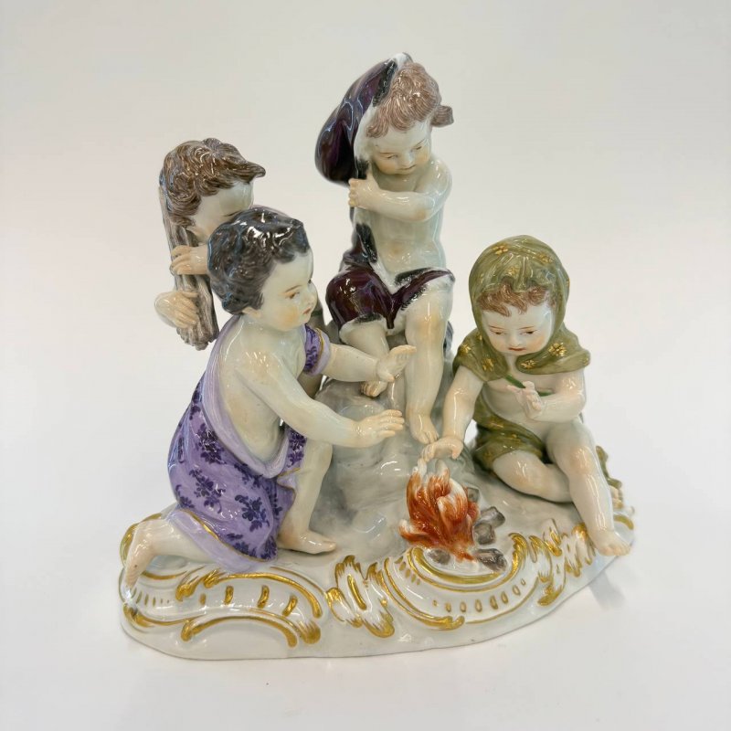 Скульптурная группа Аллегории Зимы