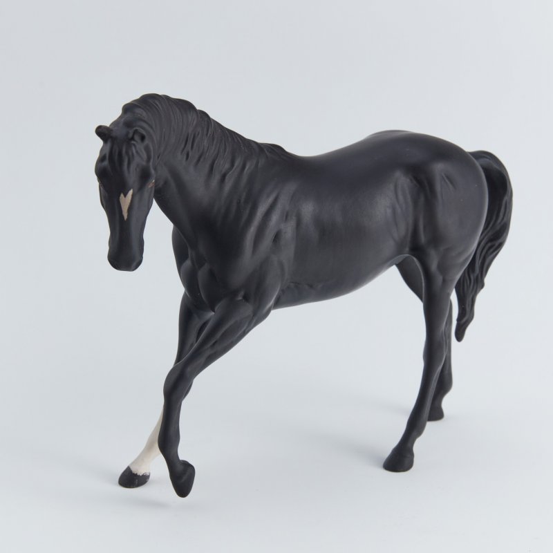 Статуэтка Черная лошадь Beswick