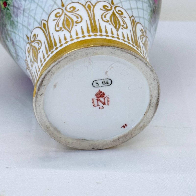 Старинная коллекционная ваза Sevres