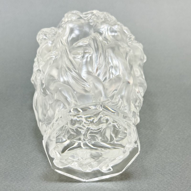 Коллекционная ваза Nude Ladies в стиле Артдеко из сатинового стекла дизайн 1930г. Г. Хоффманн Чехия 21 в (Н)