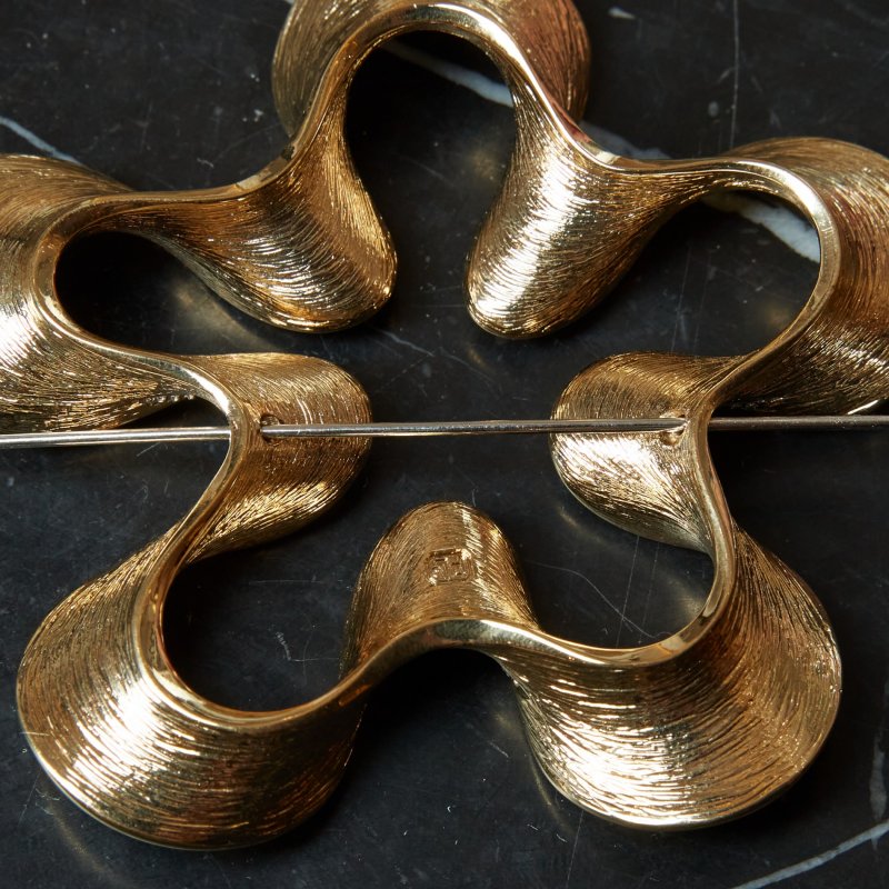 Брошь с булавкой заколка Как цветок Piette Lauj