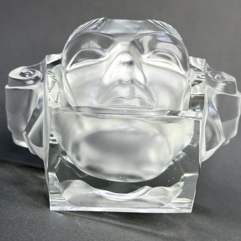 Ваза в стиле Артдеко из сатинового стекла дизайн 1930г. Г. Хоффманн Чехия 21 в