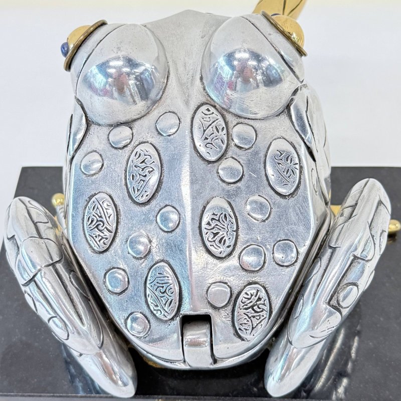 Металлическая скульптура «Лягушка» - Франк Майслер. (к)