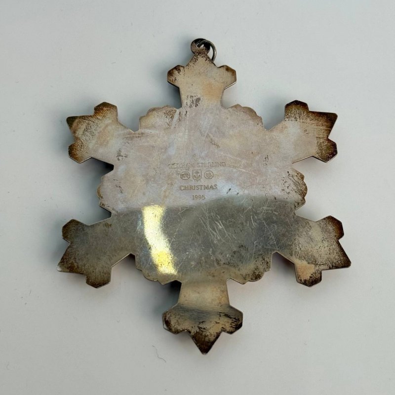 Серебряная елочная игрушка 